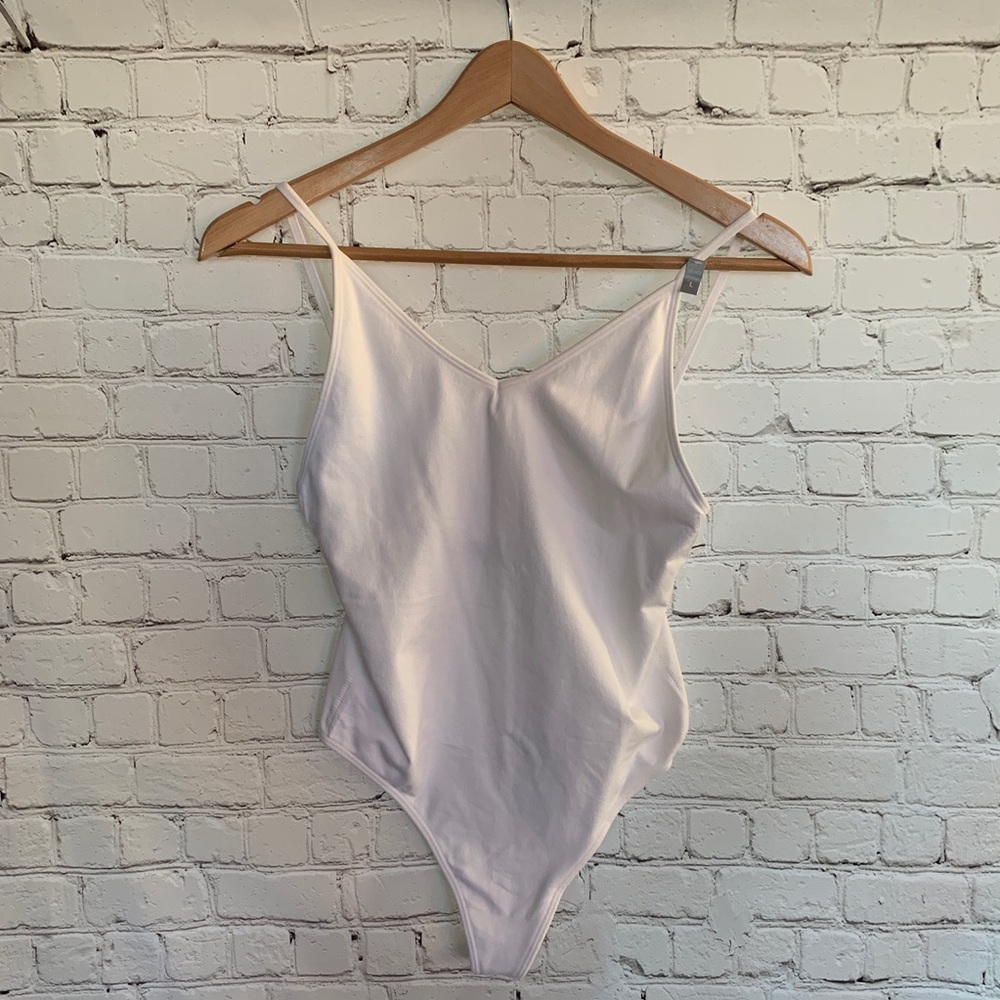 NWT Victoria’s Secret PINK Seamless Thong Bodysuit